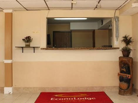 Econo Motel