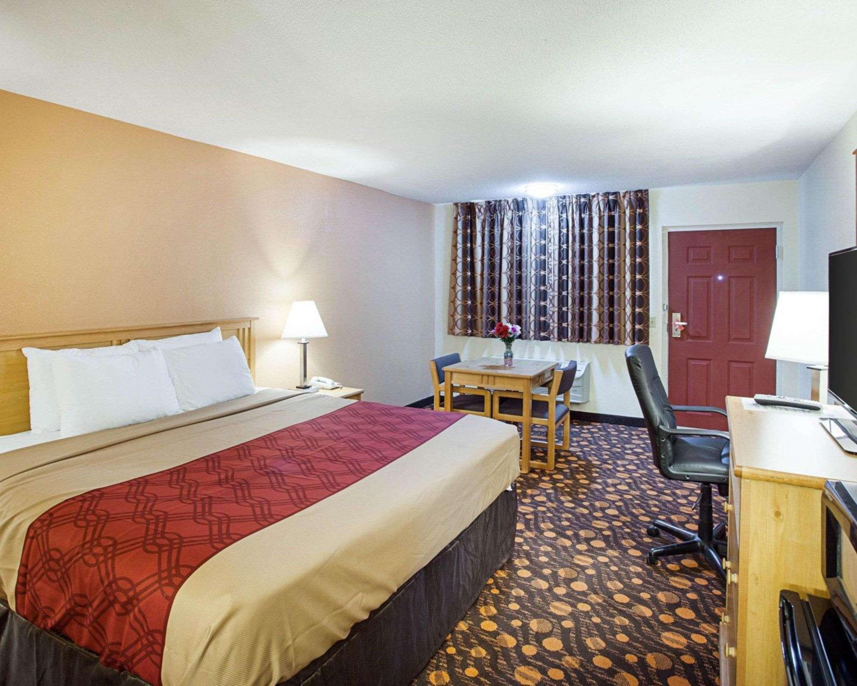 Econolodge Motel Phillipsburg