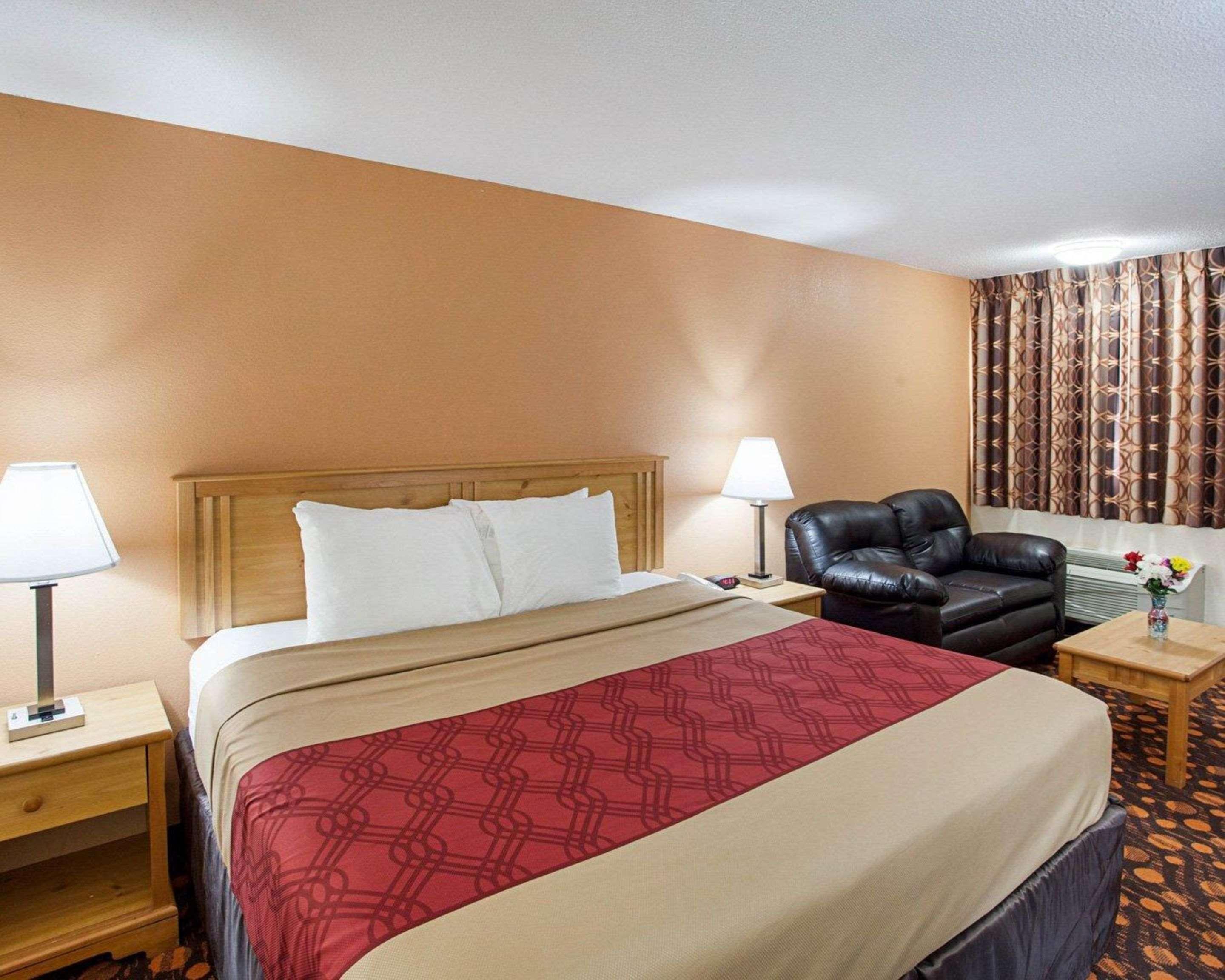 Econolodge Motel